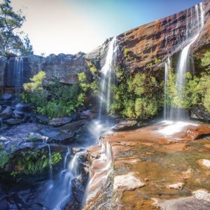 Read more about the article کشف گنج ها و دفینه های پنهان شده در اطراف آبشار ها